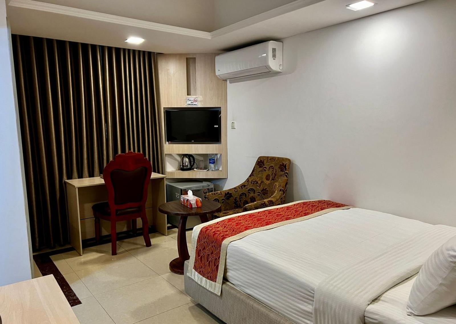 Marino Hotel - Best Near Airport Dacca Exterior foto